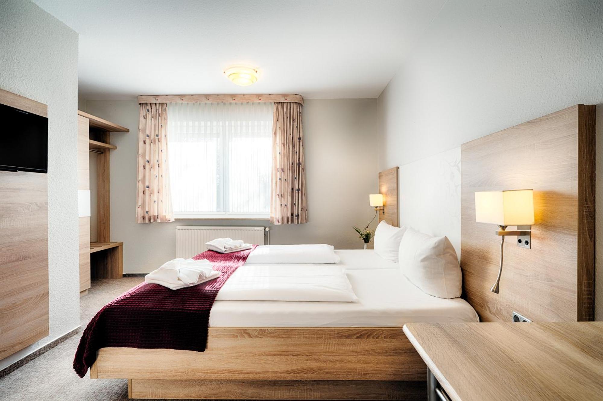 Hotel Friesland Leck Exterior photo